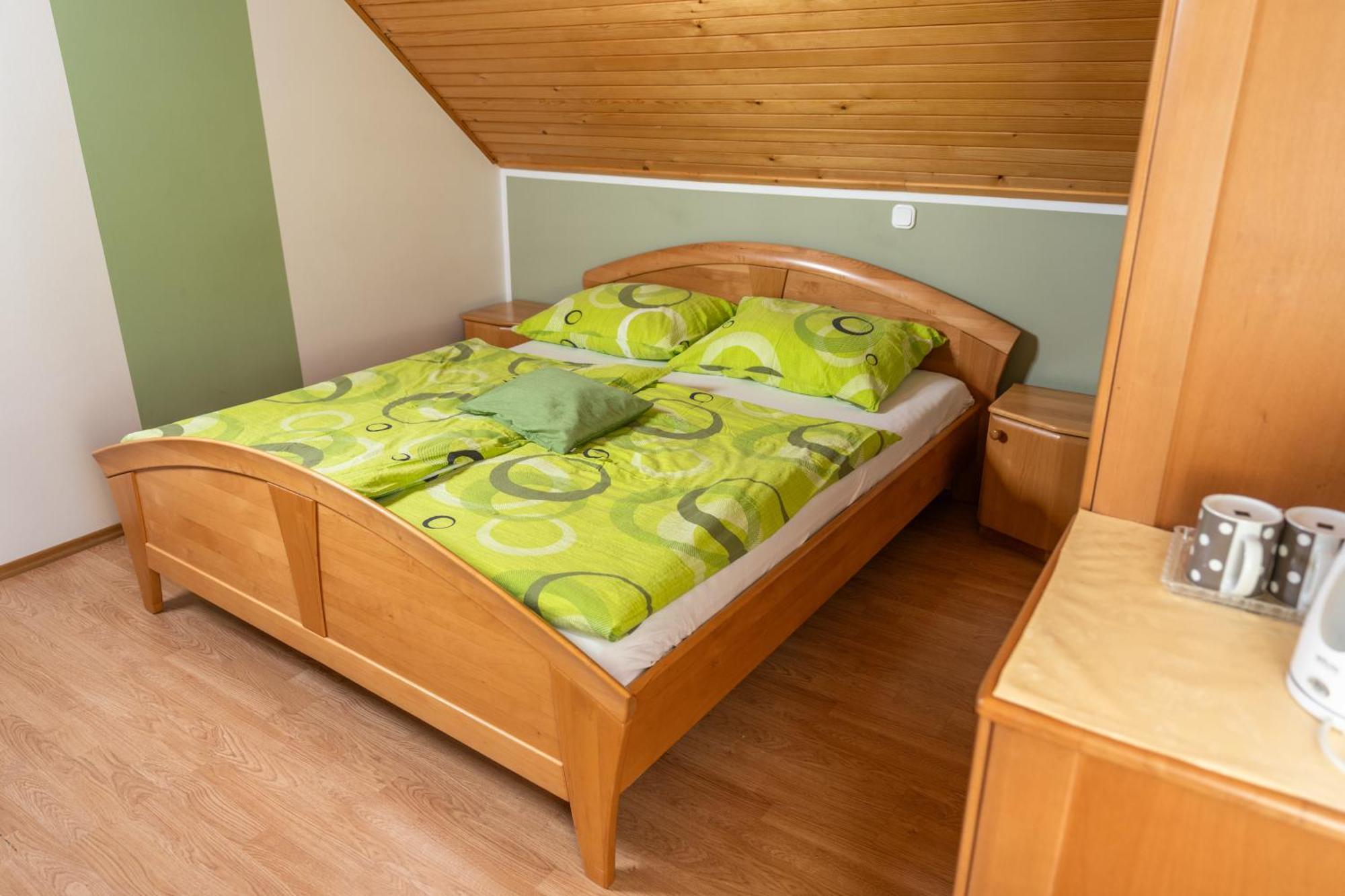 Apartments And Rooms Hodnik Slavko Bohinj Eksteriør billede