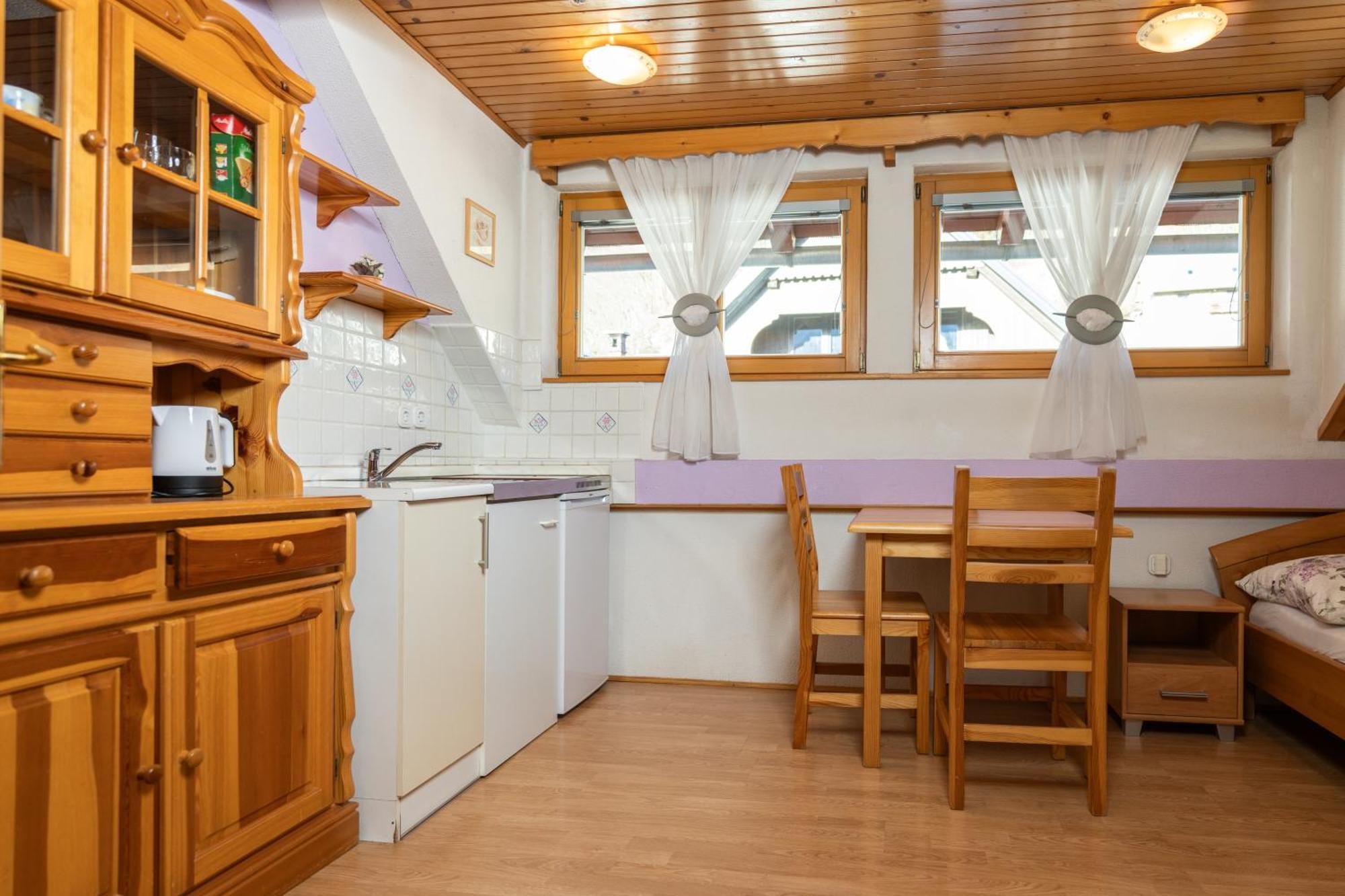 Apartments And Rooms Hodnik Slavko Bohinj Eksteriør billede