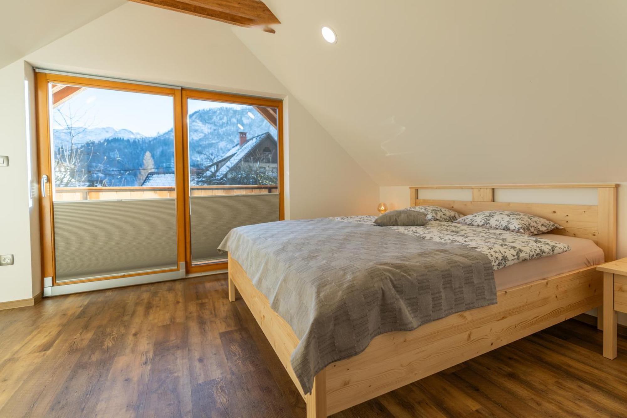 Apartments And Rooms Hodnik Slavko Bohinj Eksteriør billede