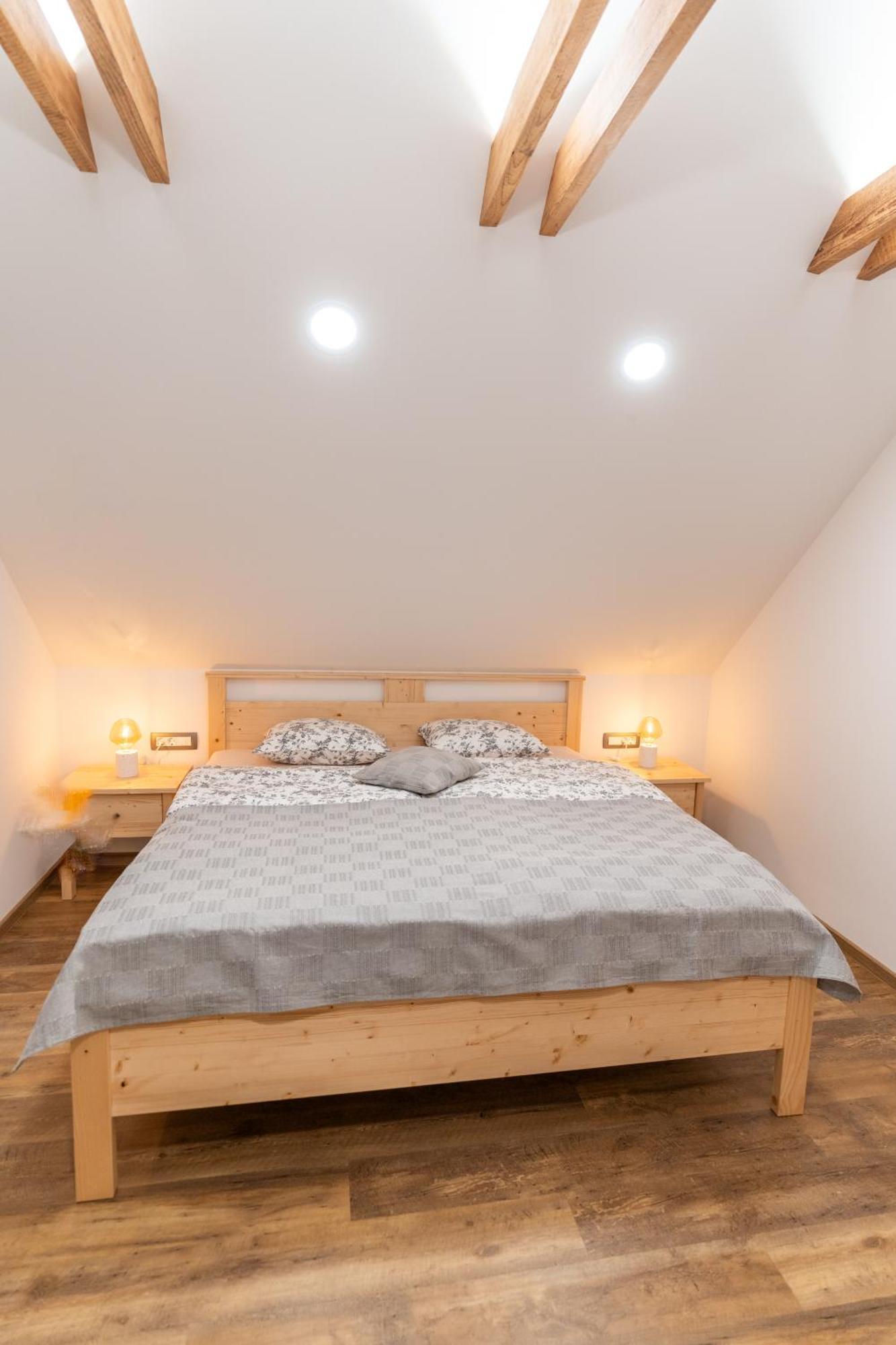 Apartments And Rooms Hodnik Slavko Bohinj Eksteriør billede